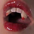 ͷ
