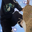 ͷ