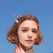 ͷ