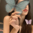 ͷ��