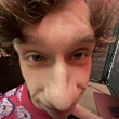 ͷ