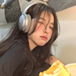 ͷ