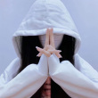ͷ��