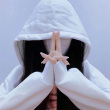 ͷ��