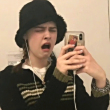 ͷ