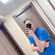 ͷ