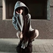 ͷ