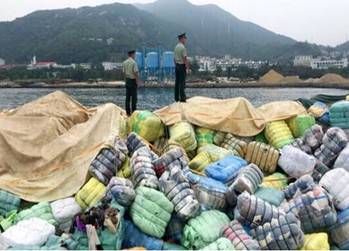 被死人穿过的衣服,可能正穿在你身上_hao123