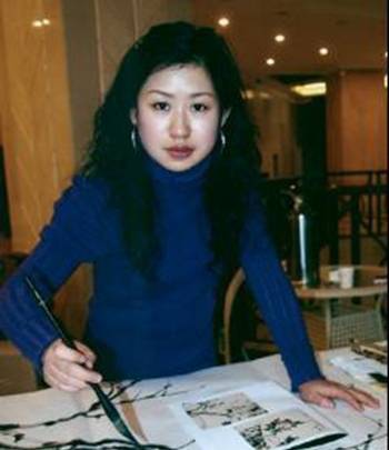 39岁央视主持任鲁豫与妻子近照曝光 老婆是富