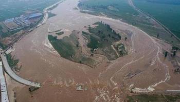 河北邢台:一场洪灾淹得了村庄,但淹不掉真相_