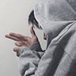 ͷ