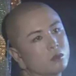 ͷ