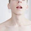 ͷ