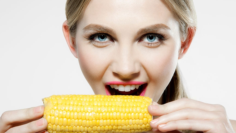 街头的煮玉米为何这么香？