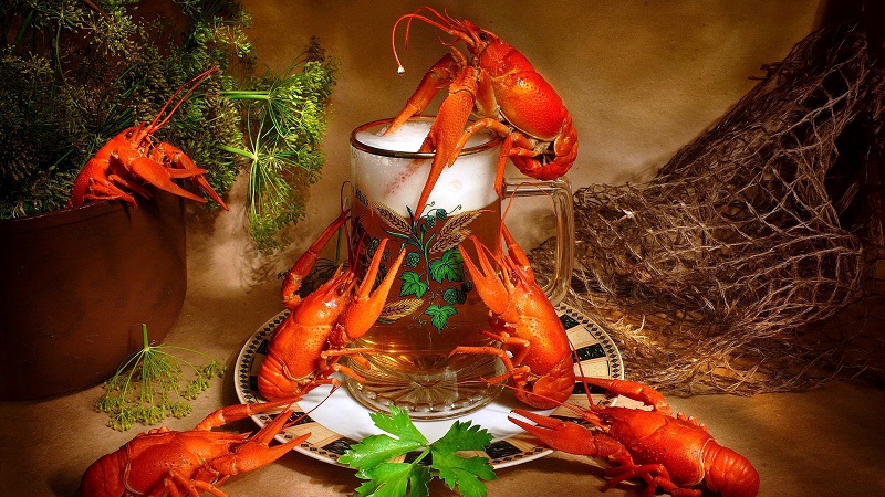 吃海鲜喝啤酒会引发痛风吗？